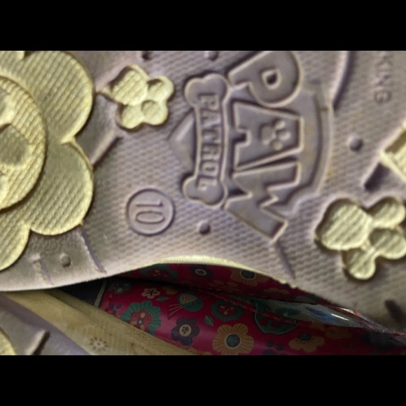 2 pair paw patrol shoes - Picture 4 of 4